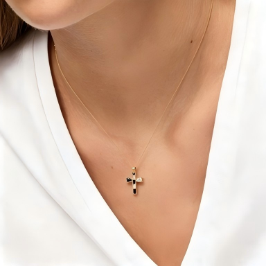 Cross Pendant Necklace